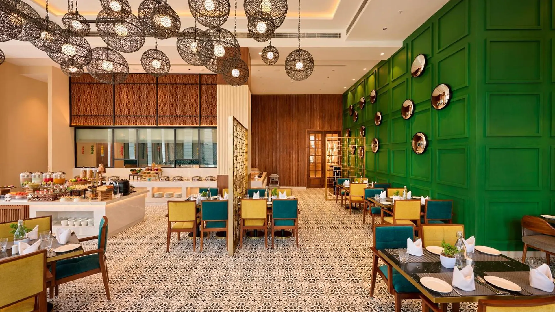 Iris Sarovar Portico Gurgaon Hotel