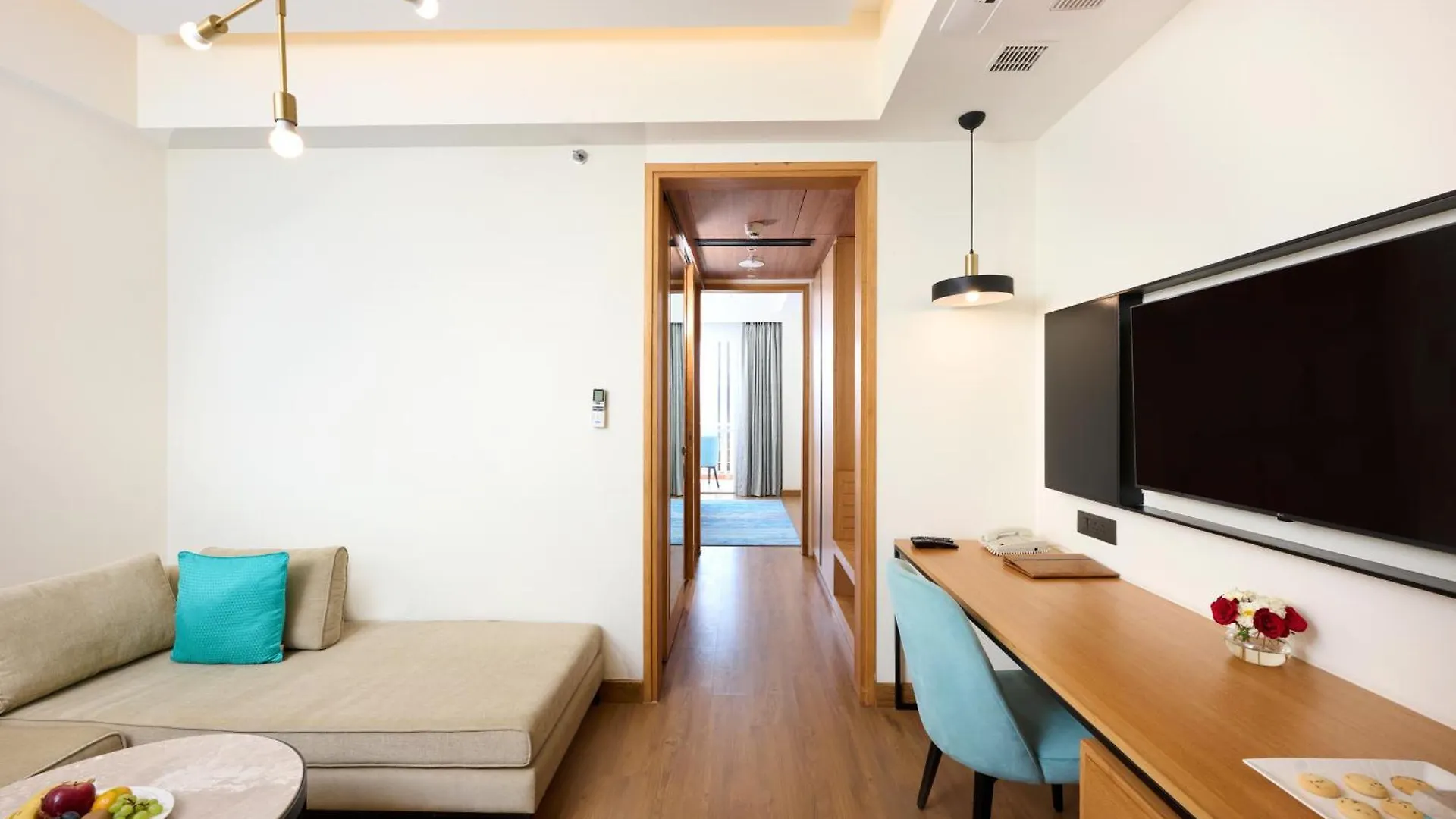 Hotel Iris Sarovar Portico Gurgaon