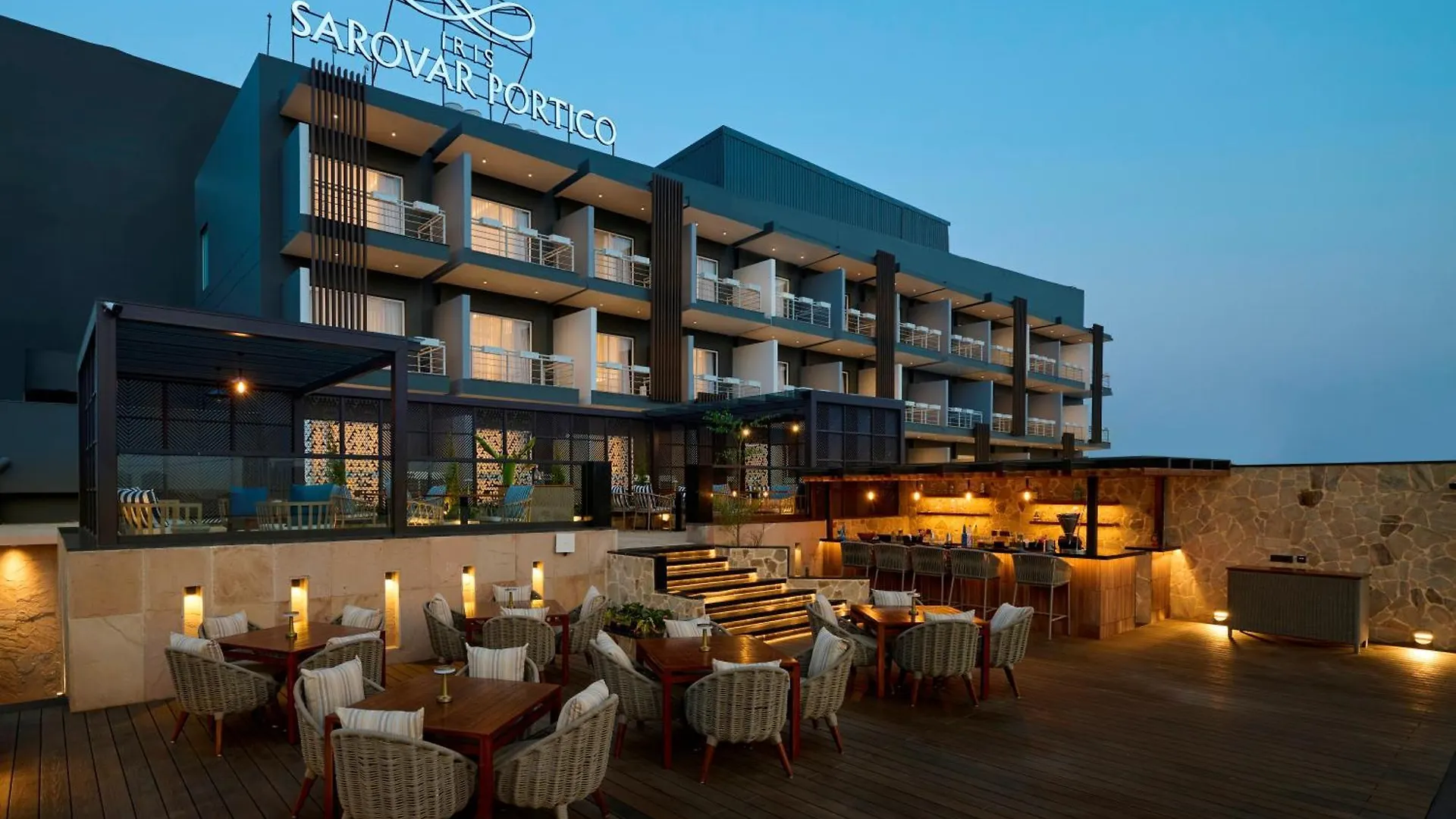 Iris Sarovar Portico Gurgaon Hotel
