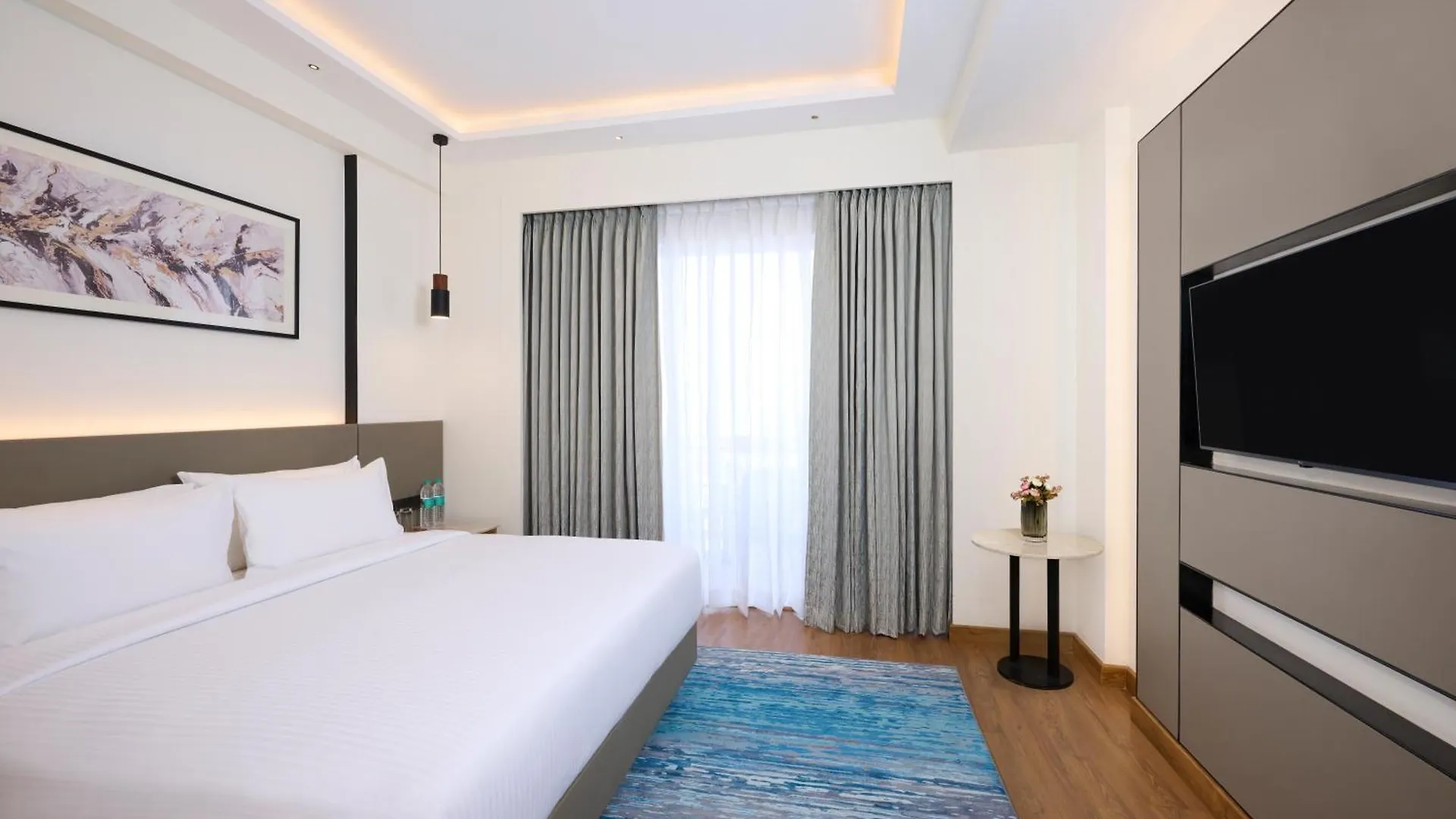 **** Hotel Iris Sarovar Portico Gurgaon India
